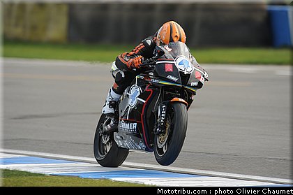 supersport_rea_3_angleterre_donington_2011.jpg