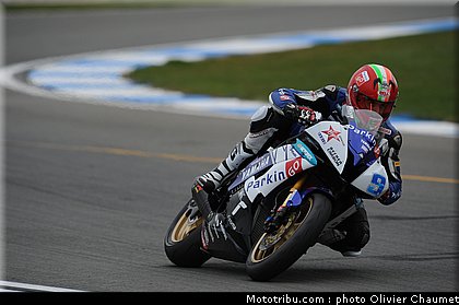 supersport_scassa_3_angleterre_donington_2011.jpg