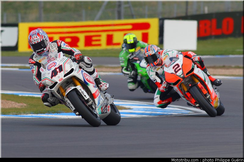 sbk_002_angleterre_donington_2011