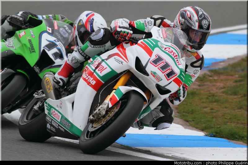 sbk_047_angleterre_donington_2011