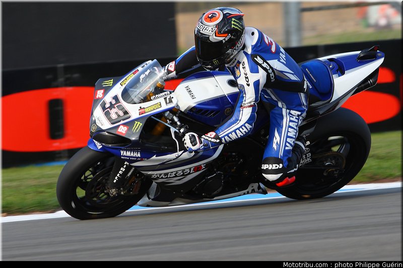 sbk_melandri_08_angleterre_donington_2011