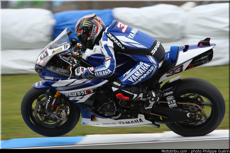 sbk_melandri_24_angleterre_donington_2011