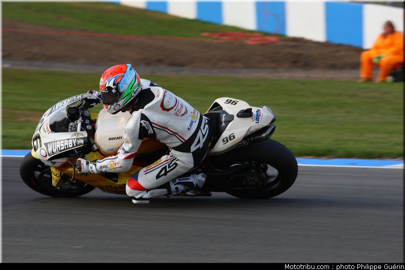 sbk_smrz_07_angleterre_donington_2011
