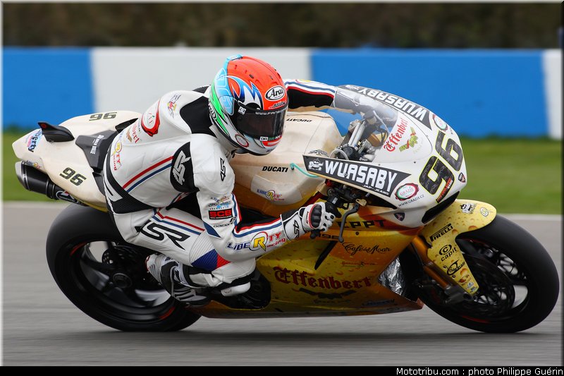 sbk_smrz_08_angleterre_donington_2011