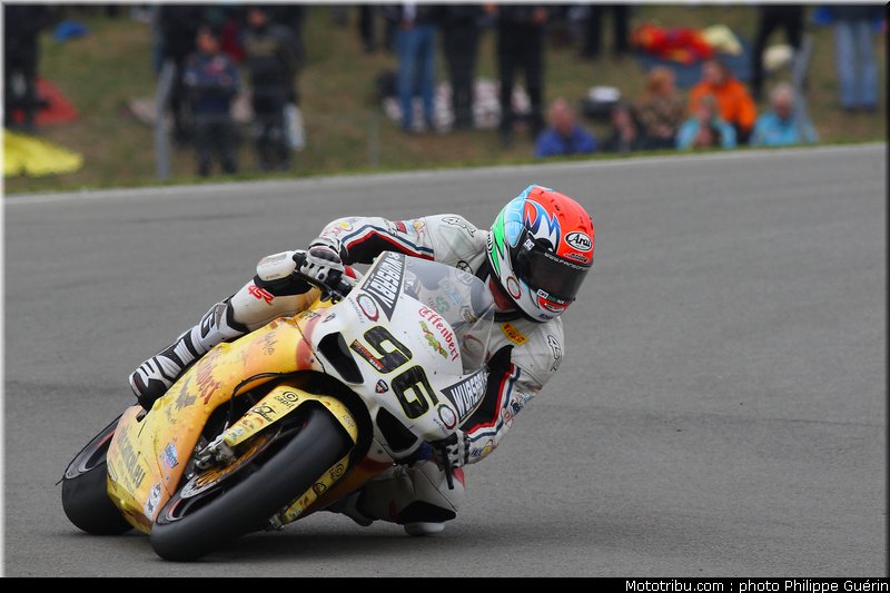 sbk_smrz_09_angleterre_donington_2011