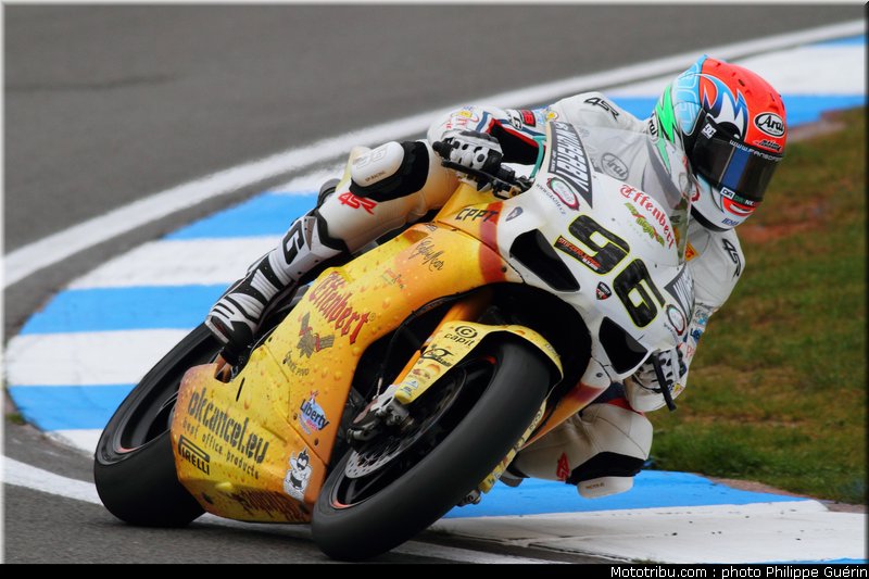 sbk_smrz_12_angleterre_donington_2011