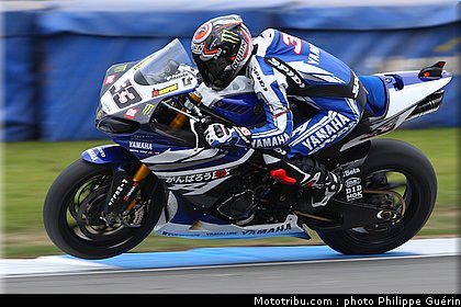 sbk_melandri_05_angleterre_donington_2011.JPG