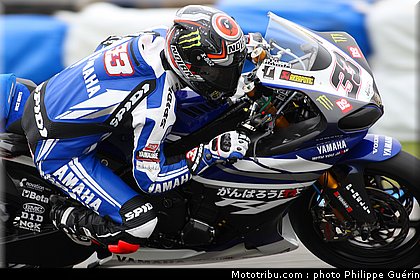 sbk_melandri_15_angleterre_donington_2011.JPG