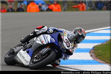 sbk_melandri_19_angleterre_donington_2011.JPG
