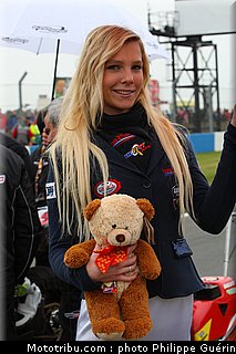 sbk_pitbabes_10_angleterre_donington_2011.JPG