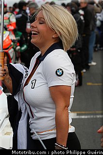 sbk_pitbabes_16_angleterre_donington_2011.JPG