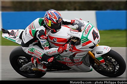 sbk_rea_08_angleterre_donington_2011.JPG