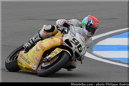 sbk_smrz_10_angleterre_donington_2011.JPG