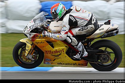 sbk_smrz_13_angleterre_donington_2011.JPG