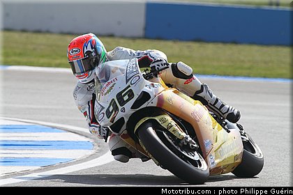 sbk_smrz_14_angleterre_donington_2011.JPG