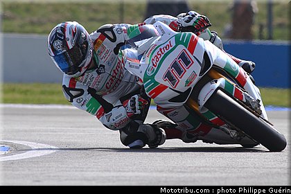 sbk_xaus_09_angleterre_donington_2011.JPG
