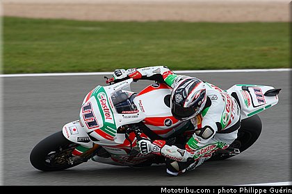 sbk_xaus_10_angleterre_donington_2011.JPG