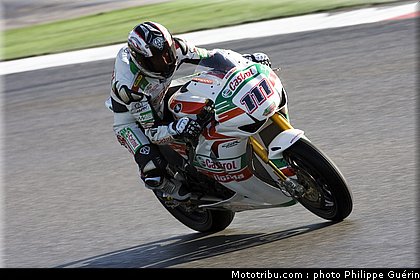 sbk_xaus_12_angleterre_donington_2011.jpg