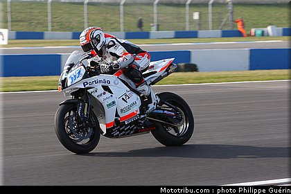 supersport_praia_1_angleterre_donington_2011.JPG