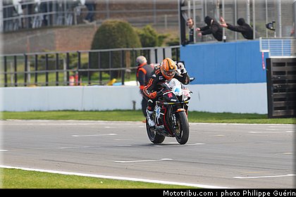 supersport_rea_1_angleterre_donington_2011.JPG