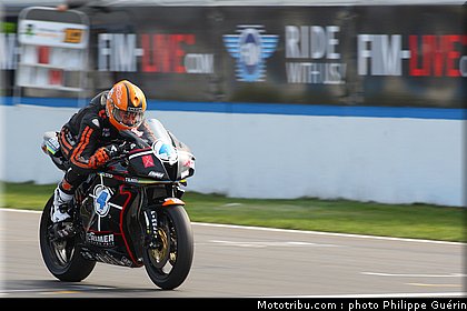 supersport_rea_2_angleterre_donington_2011.JPG