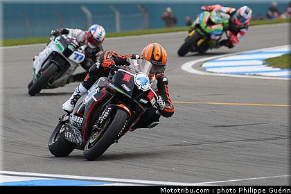 supersport_rea_4_angleterre_donington_2011.JPG