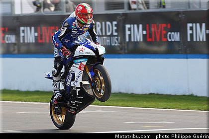 supersport_scassa_3_angleterre_donington_2011.JPG