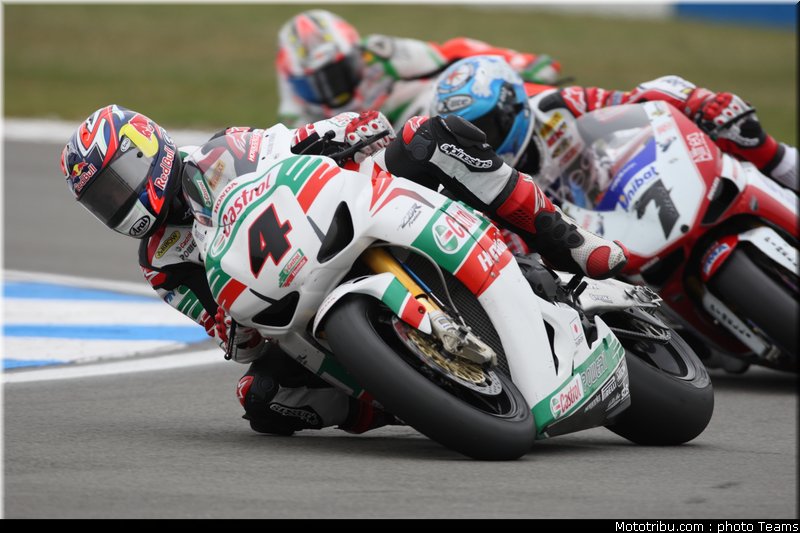sbk_002_angleterre_donington_2011