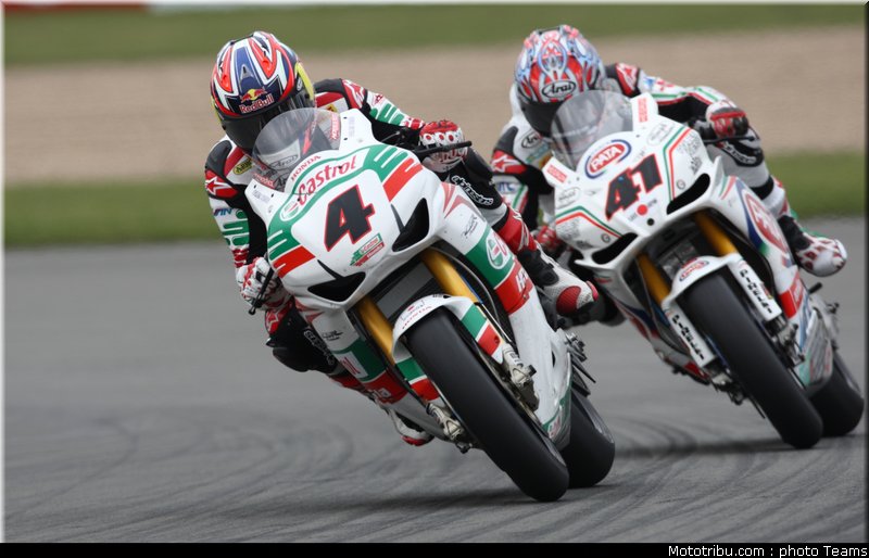 sbk_003_angleterre_donington_2011