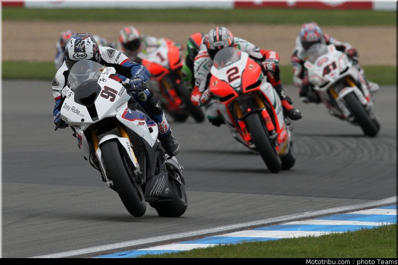 sbk_014_angleterre_donington_2011