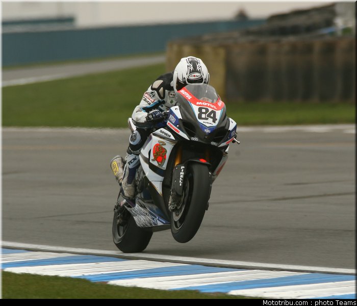 sbk_fabrizio_01_angleterre_donington_2011
