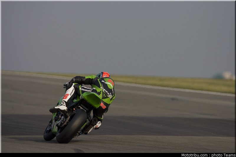 sbk_sykes_01_angleterre_donington_2011
