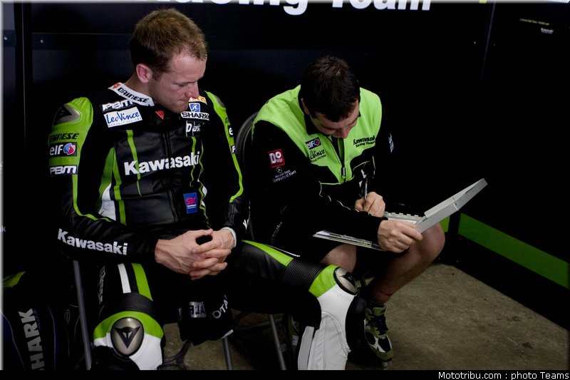 sbk_sykes_05_angleterre_donington_2011