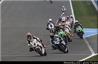 sbk_004_angleterre_donington_2011.jpg