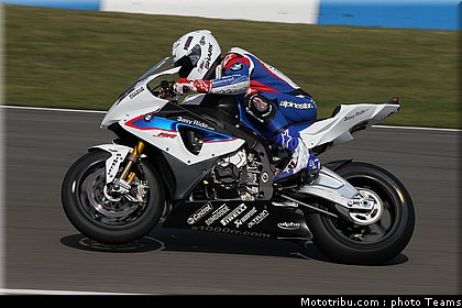 sbk_corser_6_angleterre_donington_2011.jpg