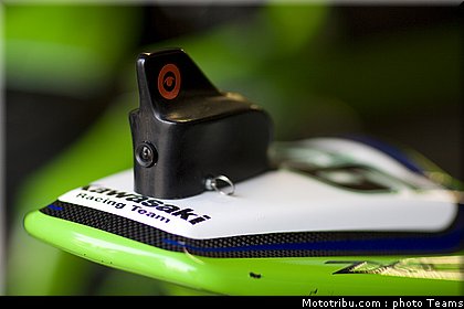 sbk_kawasaki_2_angleterre_donington_2011.jpg