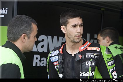 sbk_lascorz_05_angleterre_donington_2011.jpg