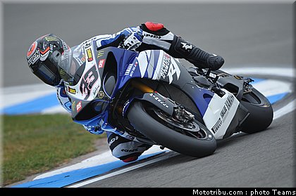 sbk_melandri_05_angleterre_donington_2011.jpg
