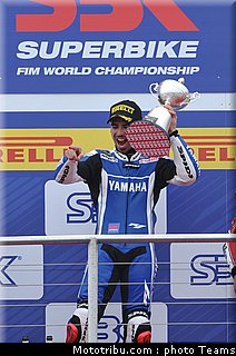 sbk_melandri_11_angleterre_donington_2011.jpg