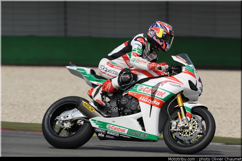 sbk_rea_1_paysbas_2011_assen