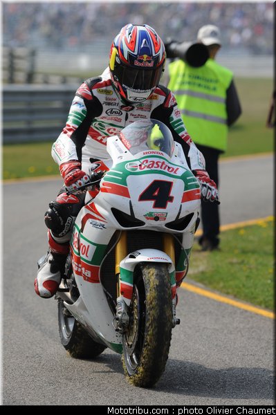 sbk_rea_3_paysbas_2011_assen