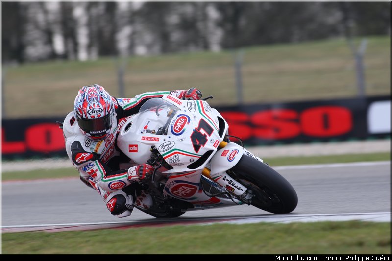 sbk_haga_1_paysbas_2011_assen