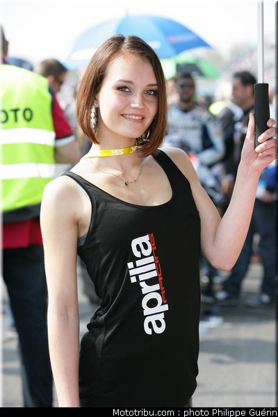 sbk_pitbabes_26_paysbas_2011_assen