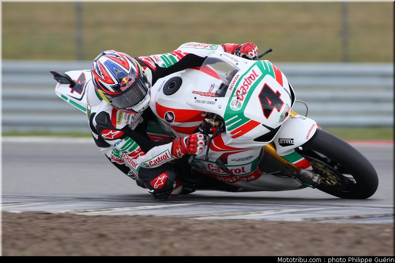 sbk_rea_01_paysbas_2011_assen