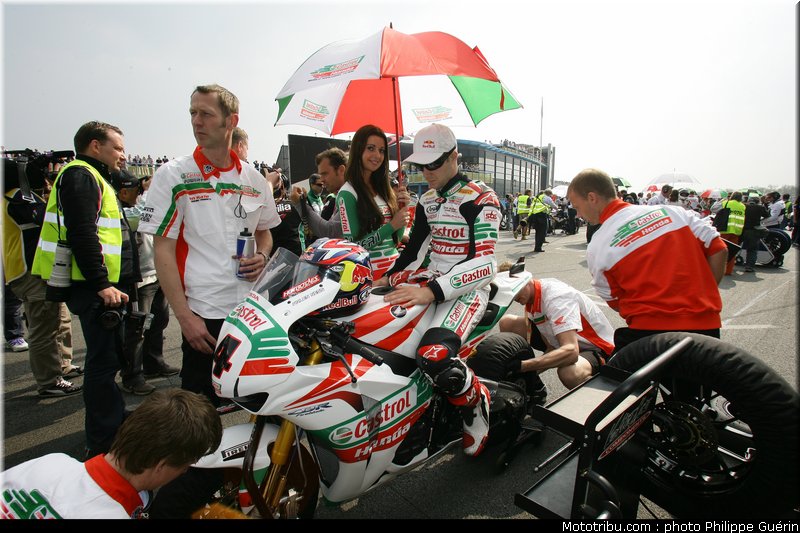 sbk_rea_14_paysbas_2011_assen