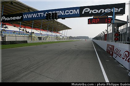 1000stk_010_paysbas_2011_assen.JPG