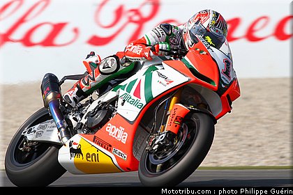 sbk_biaggi_02_paysbas_2011_assen.JPG