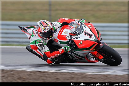 sbk_biaggi_03_paysbas_2011_assen.JPG