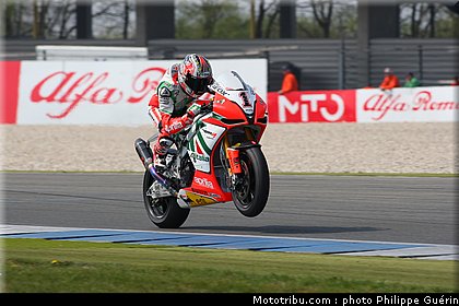 sbk_biaggi_10_paysbas_2011_assen.JPG