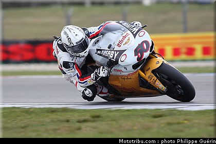 sbk_guintoli_01_paysbas_2011_assen.JPG